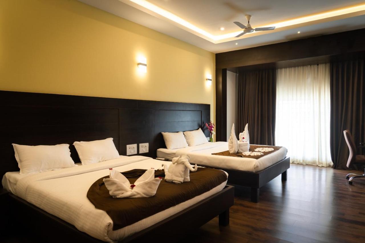 The King'S Meadows Golhalli Exterior foto