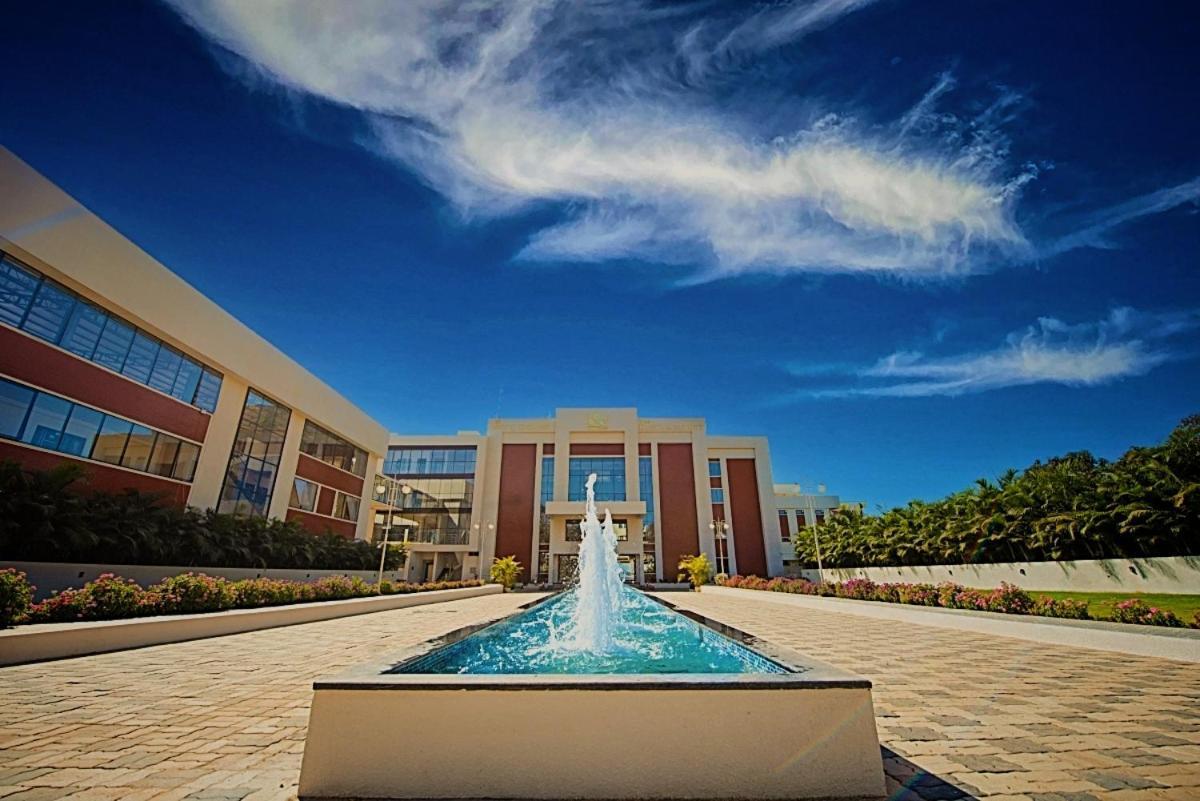 The King'S Meadows Golhalli Exterior foto
