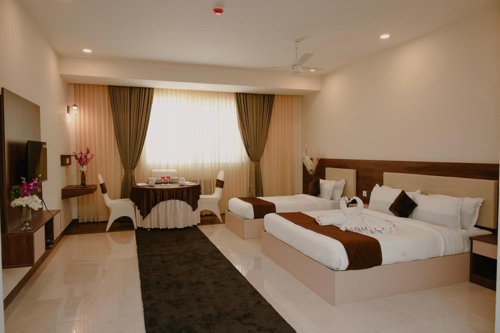 The King'S Meadows Golhalli Exterior foto