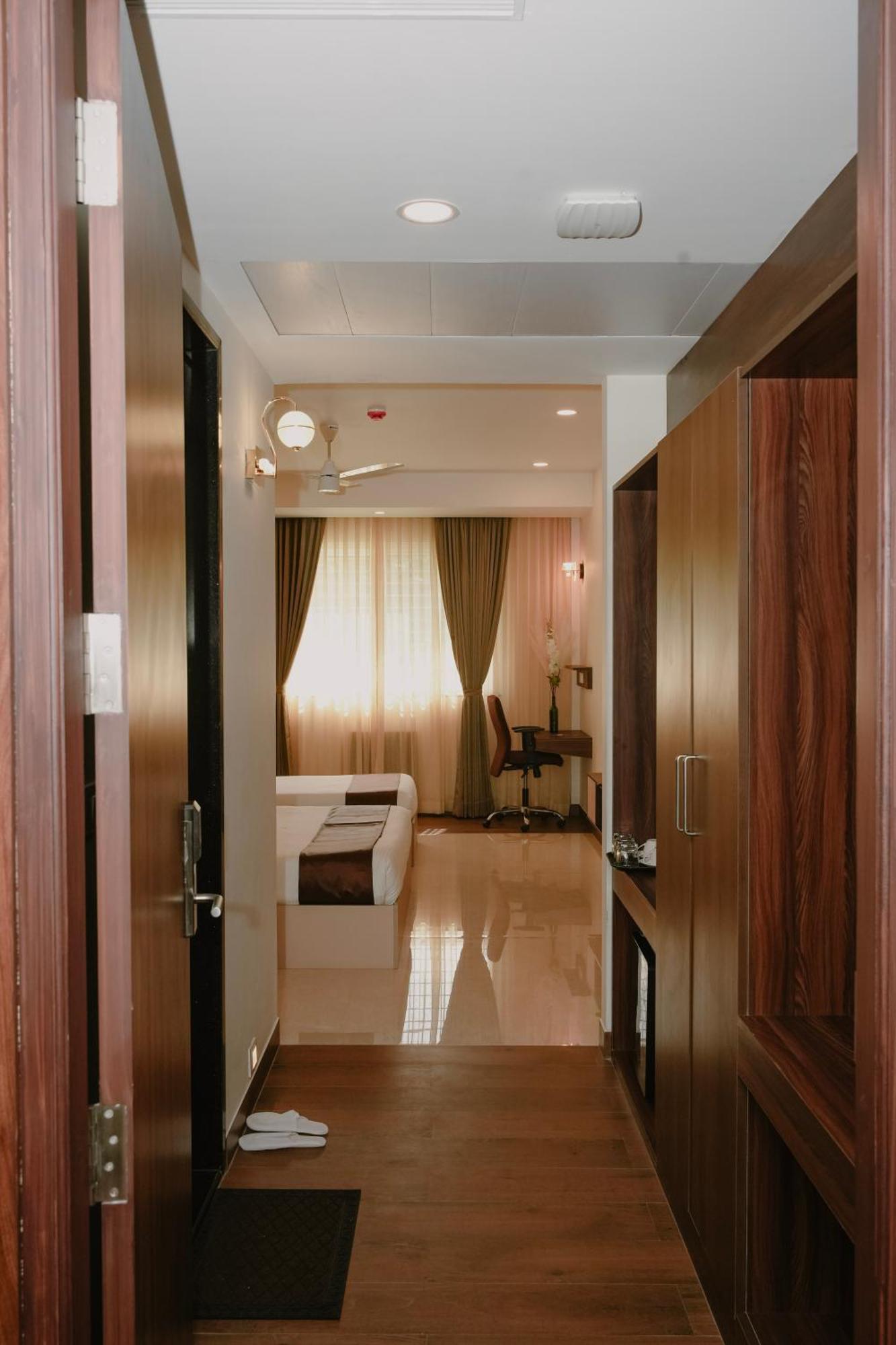 The King'S Meadows Golhalli Exterior foto